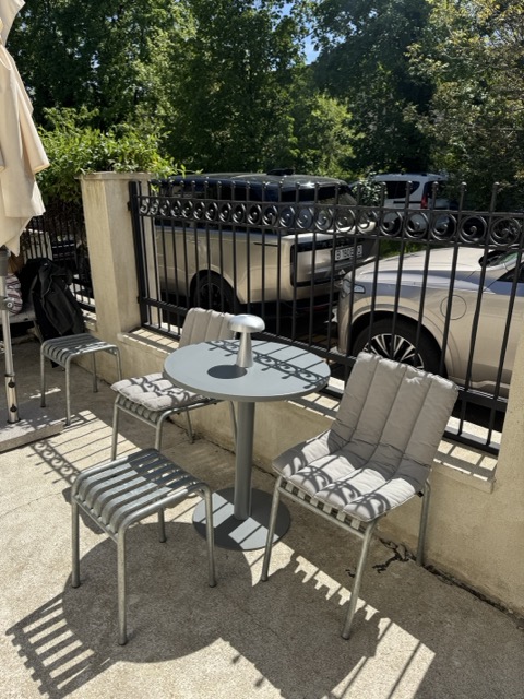 CHARIOT CAFÉ